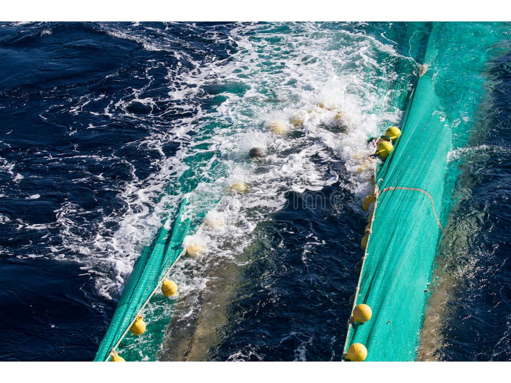 hauling-otter-trawl-fishing-nets